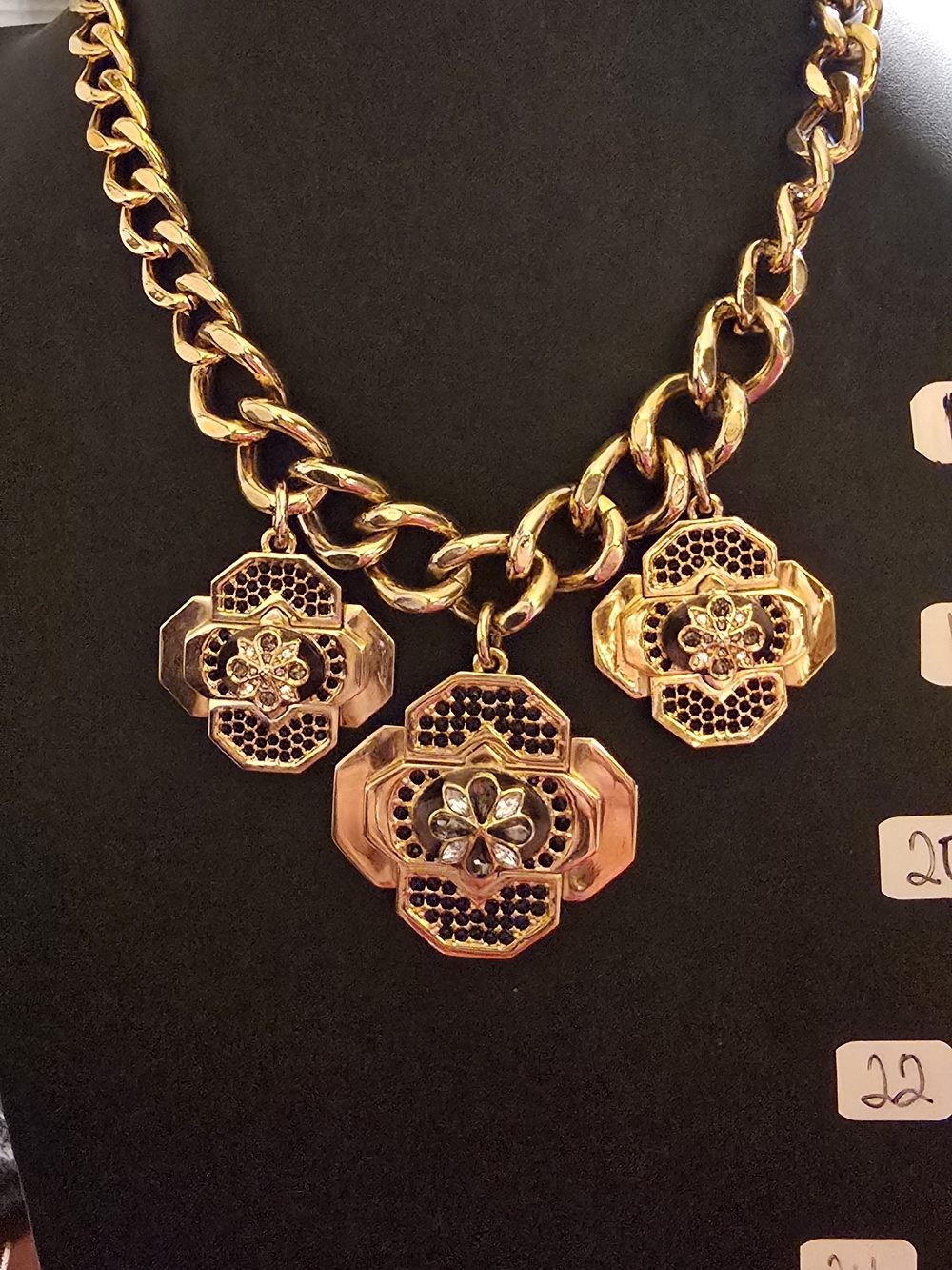 Ann Taylor chunky gold-tone - Picture 2 of 7